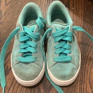 Teal suede Pumas size 12